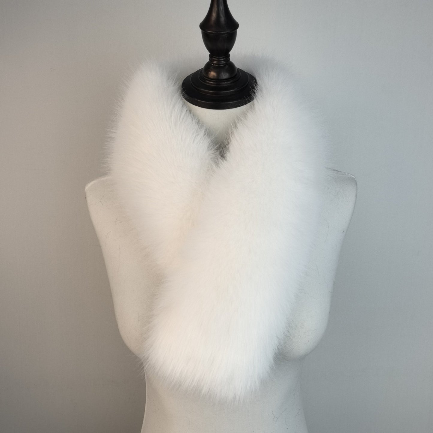 Luxury Faux Fur Winter Scarf – Elegant All-Match Neck Warmer